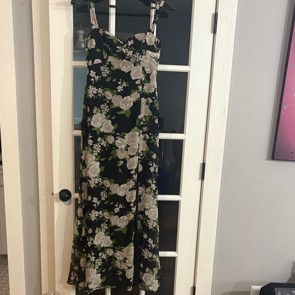 Lulu's Black and Cream Floral Maxi Dress
